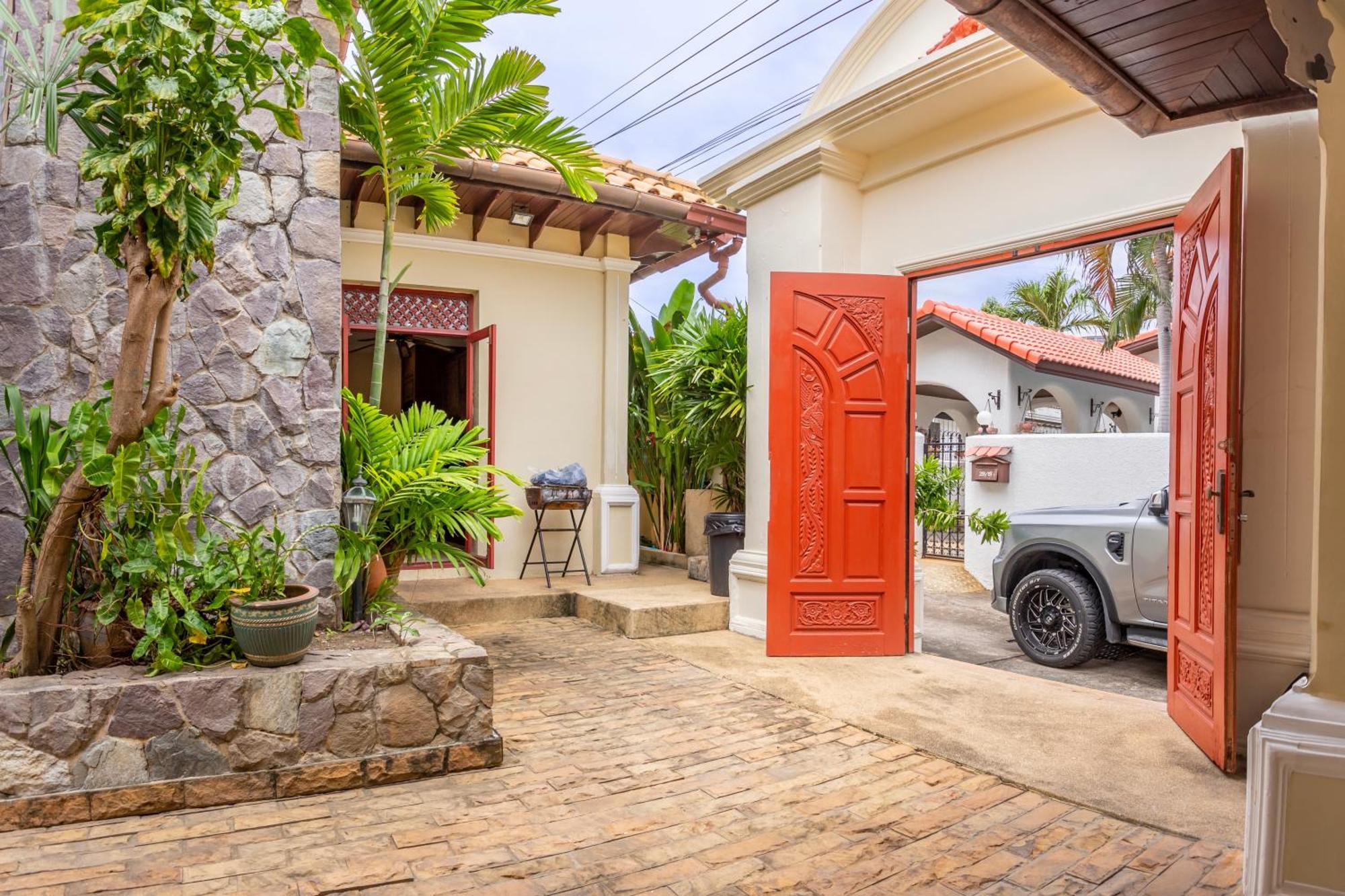Bali Pool Villa, 5 Min To Walking Street & The Beaches Паттайя Экстерьер фото